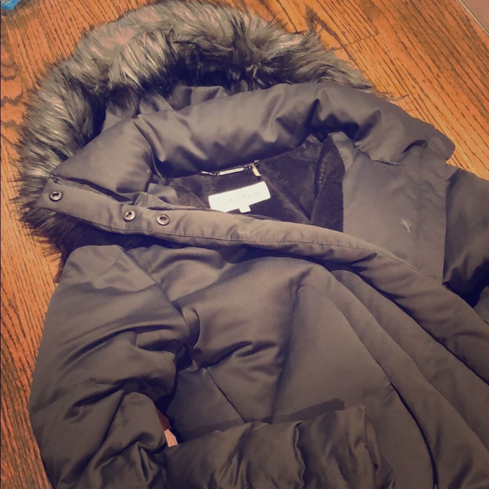 Fashionable Calvin Klein grey puffer jacket
